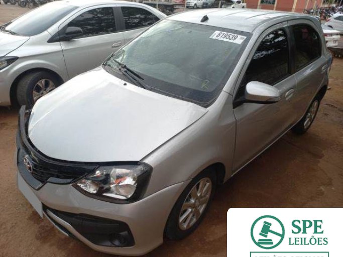 TOYOTA ETIOS 19/19